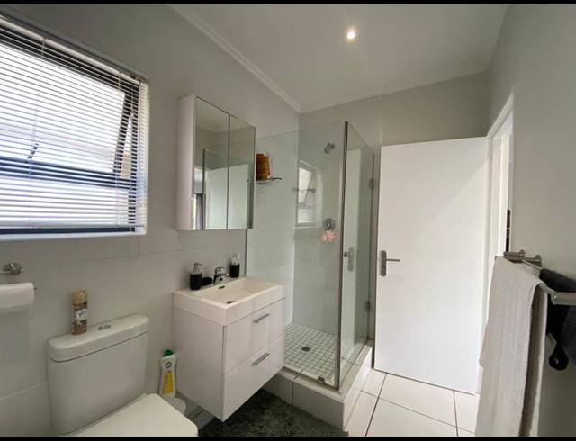 1 BEDROOM APARTMENT FOR SALE IN LONEHILL